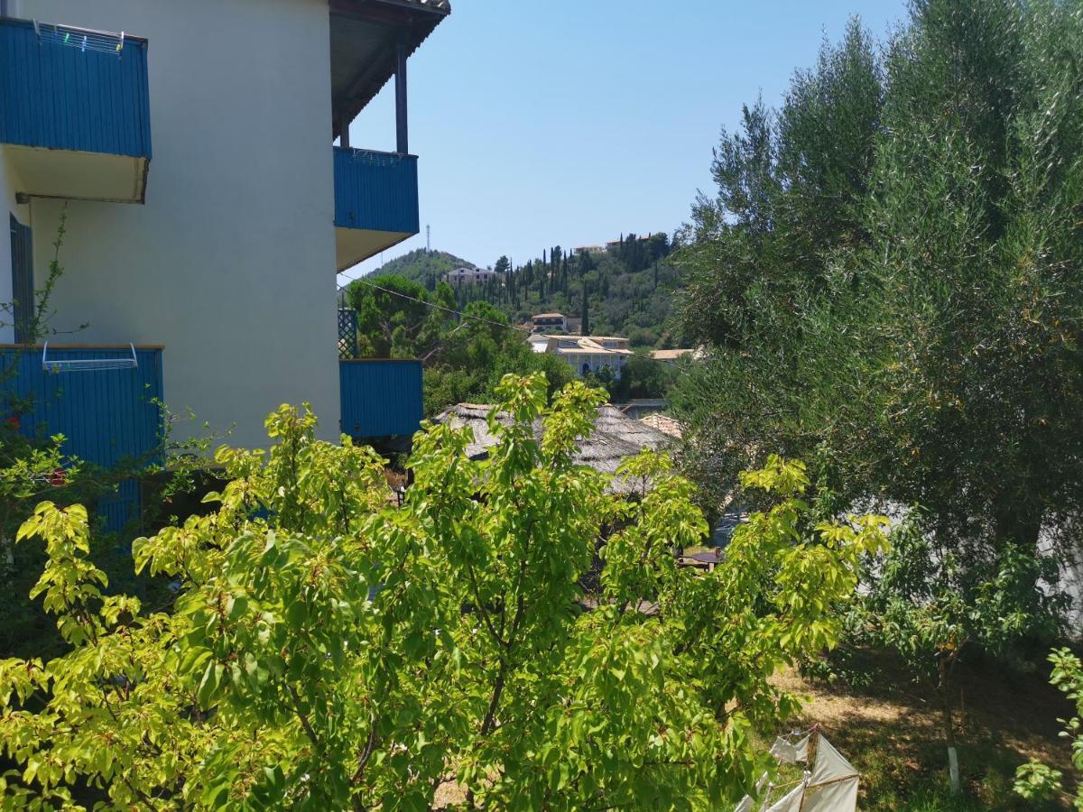 Iris Studios Áyios Nikítas Exterior foto